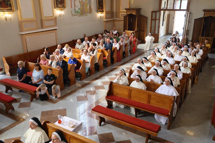 Śluby wieczyste u dominikanek