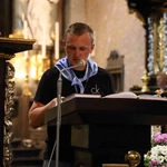 Pątnicy u bł. Wincentego Kadłubka