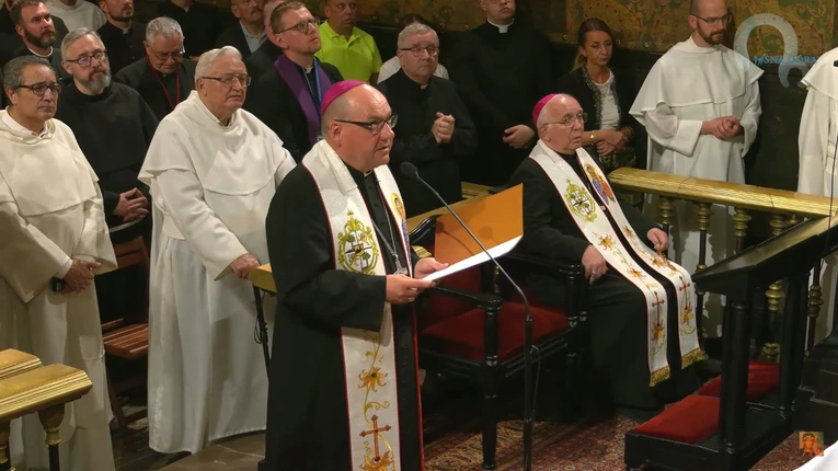 Kościół wrocławski dziękuje Maryi. Piesza pielgrzymka wchodzi na Jasną Górę