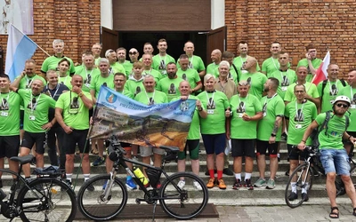 Na rowerach do Matki z dziękczynieniem za trzeźwość