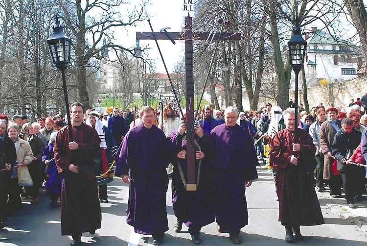 W Kalwarii Zebrzydowskiej rozpoczął się odpust Wniebowzięcia. 15 sierpnia odbędzie się zaś procesja Zaśnięcia Maryi