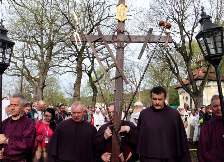 W Kalwarii Zebrzydowskiej rozpoczął się odpust Wniebowzięcia. 15 sierpnia odbędzie się zaś procesja Zaśnięcia Maryi