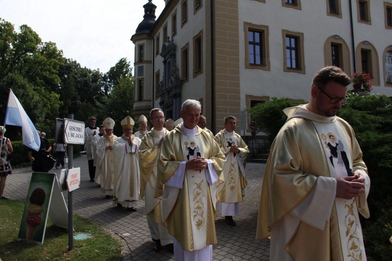 Metropolitalna uroczystość ku czci św. Jacka w Kamieniu Śląskim