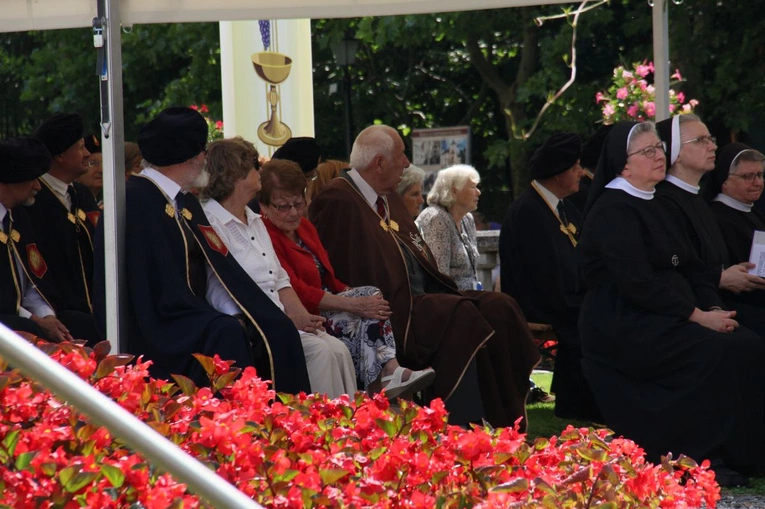 Metropolitalna uroczystość ku czci św. Jacka w Kamieniu Śląskim