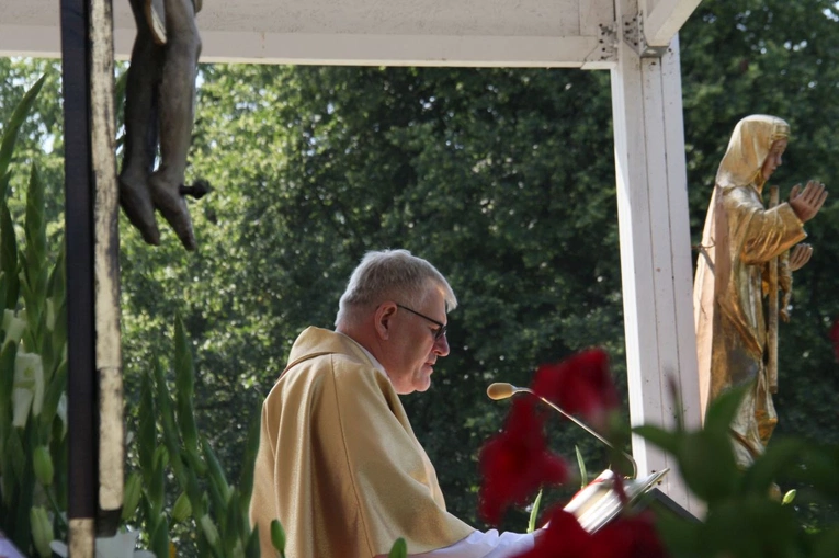 Metropolitalna uroczystość ku czci św. Jacka w Kamieniu Śląskim