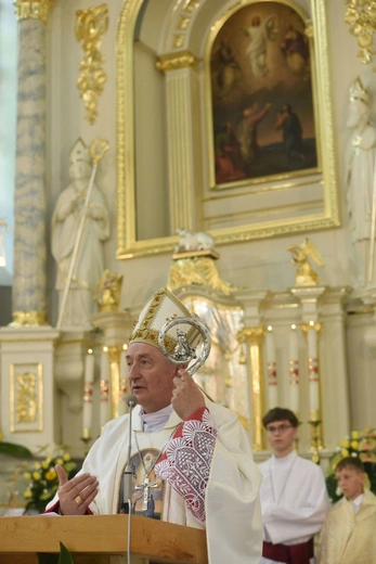 Radomyśl Wielki - poświęcenie ołtarza