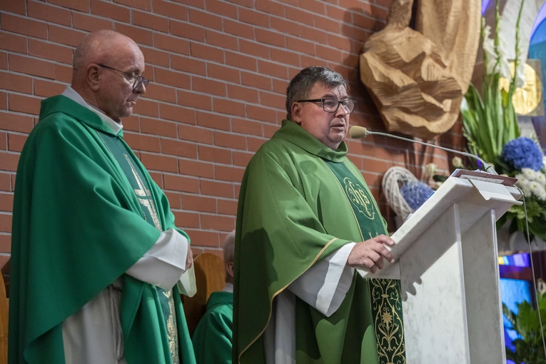 Michalicka parafia z nowym proboszczem