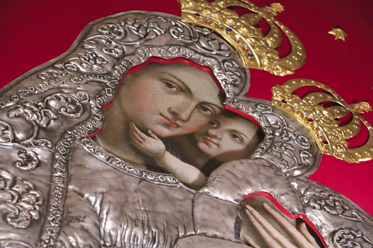W dawnym spisie aż 67 miejsc uznano za ośrodki szczególnego kultu Matki Bożej w naszym regionie. Na zdjęciu: obraz czczony w Grudusku.