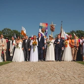 Dotarli do tronu Matki