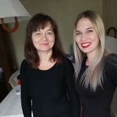 Zanim zapomnę, kim jestem. Młodzieńcza postać Alzheimera dotknęła Jagodę i jej bliskich