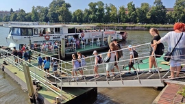 Księża archidiecezji wrocławskiej zafundowali dzieciom z rodzin powodziowych wycieczkę