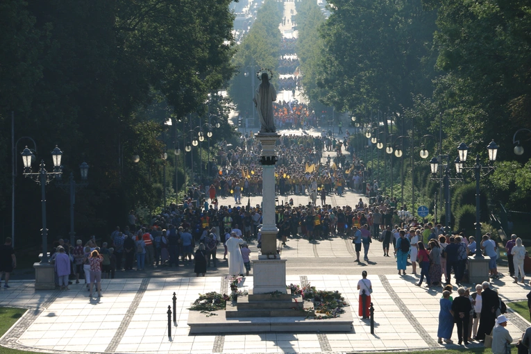 Pielgrzymka 2025. Wejście na Jasną Górę