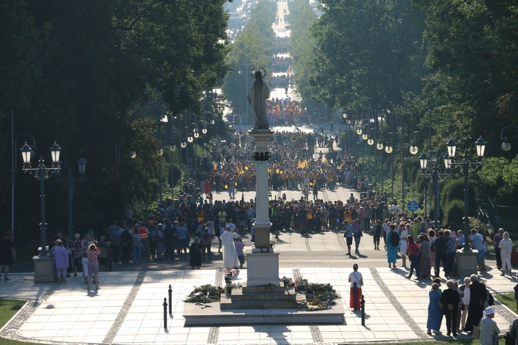 Pielgrzymka 2025. Wejście na Jasną Górę