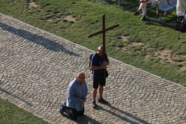 Pielgrzymka 2025. Wejście na Jasną Górę