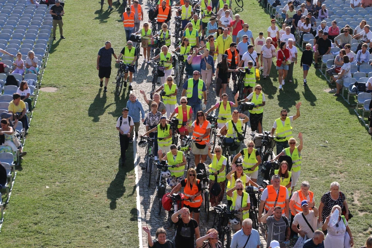 Pielgrzymka 2025. Wejście na Jasną Górę