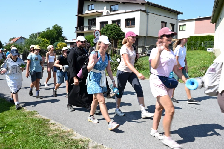 Postój obiadowy w Gwoździanach