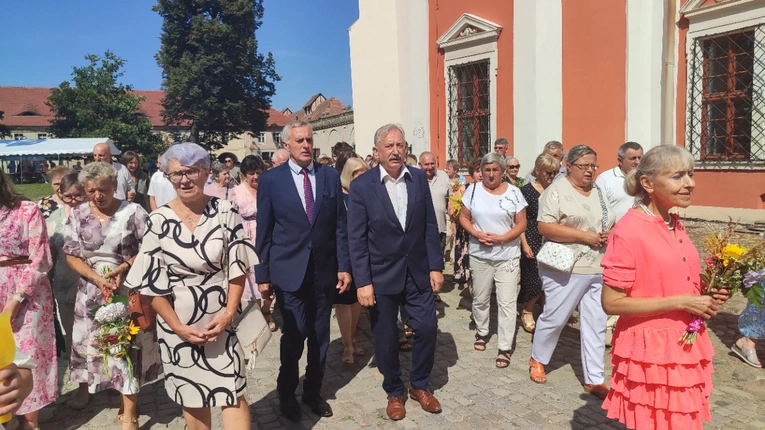 15 sierpnia - odpust w sanktuarium w Henrykowie