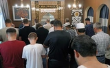 Modlący się za Polskę muzułmanie