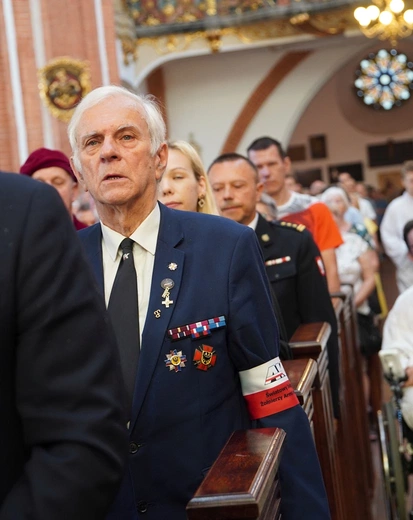 Uroczystość Wniebowzięcia NMP i Święto Wojska Polskiego w bazylice św. Elżbiety we Wrocławiu