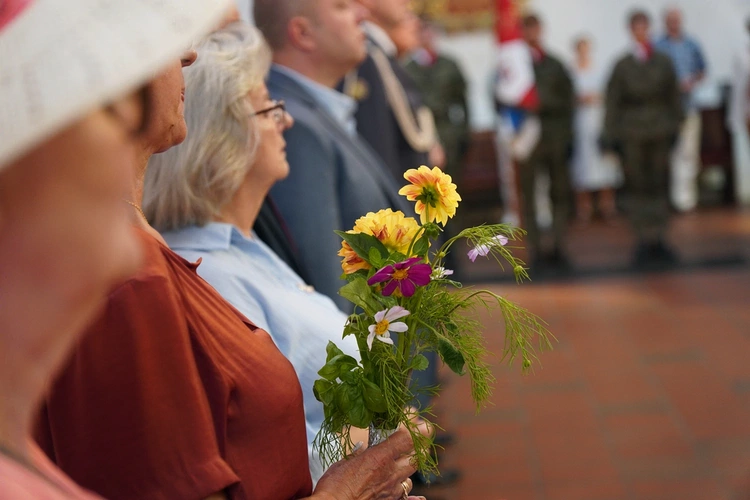 Uroczystość Wniebowzięcia NMP i Święto Wojska Polskiego w bazylice św. Elżbiety we Wrocławiu