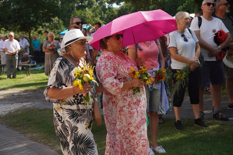 Z Wniebowziętą w Ligocie Książęcej