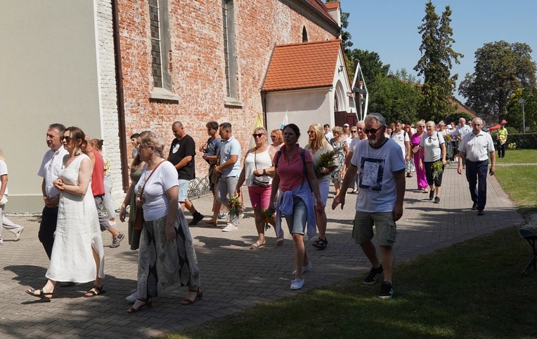 Z Wniebowziętą w Ligocie Książęcej