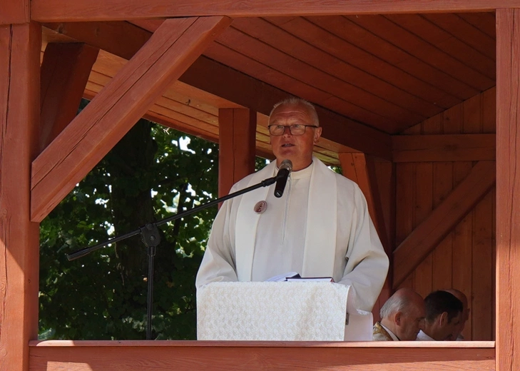 Z Wniebowziętą w Ligocie Książęcej