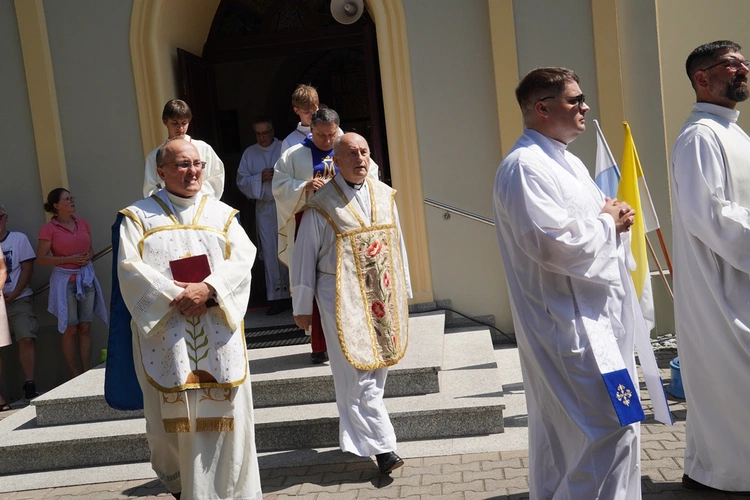Z Wniebowziętą w Ligocie Książęcej