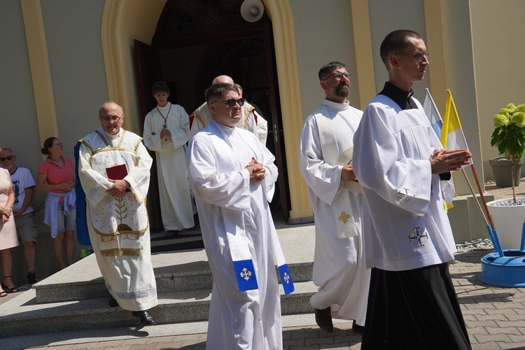 Z Wniebowziętą w Ligocie Książęcej
