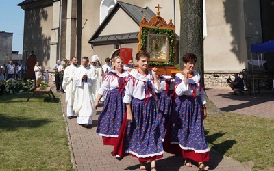 Dzisiaj wpatrujemy się w niebo