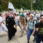 Dwójki, trójka i trzynastka na ostatniej prostej