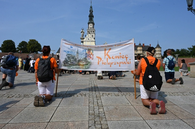 Szóstki u celu drogi