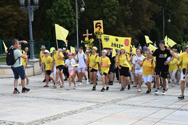 Szóstki u celu drogi