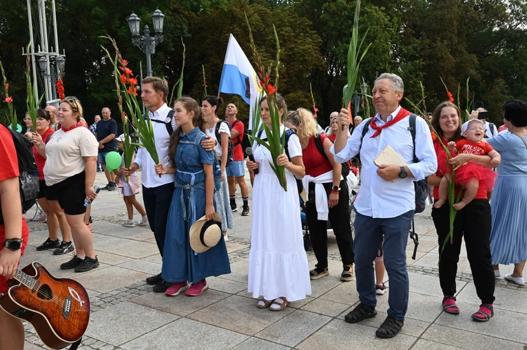 Szóstki u celu drogi
