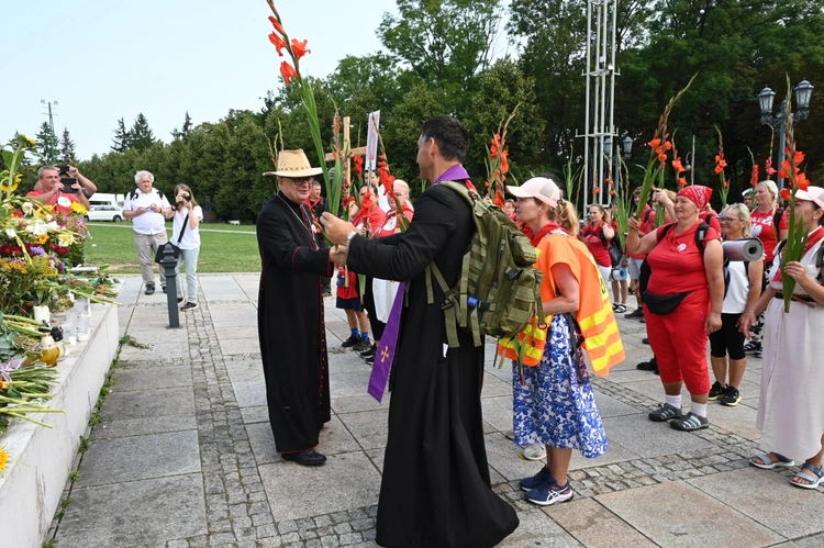 Szóstki u celu drogi