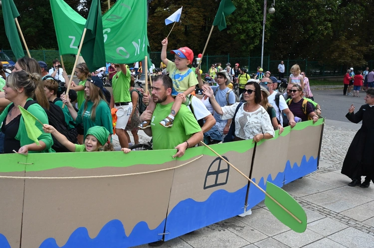 Szóstki u celu drogi