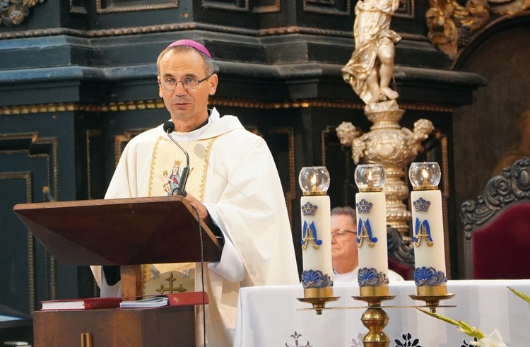 8. Pielgrzymka Wspólnot Żywego Różańca i Czcicieli Matki Bożej do Henrykowa