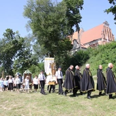Sierpc. W promieniach Wniebowzięcia