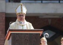 Abp Filipazzi: Na wzór Maryi bądźcie misjonarkami chrześcijańskiej nadziei
