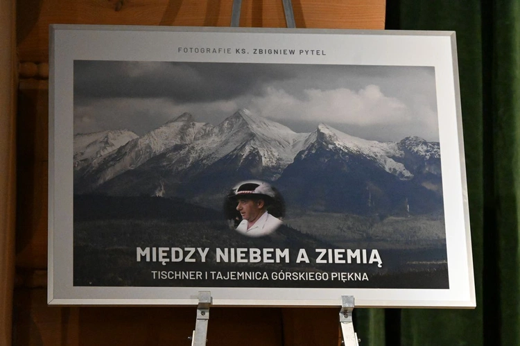 Między niebem a ziemią 