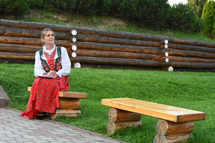 Między niebem a ziemią 