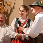 Między niebem a ziemią 