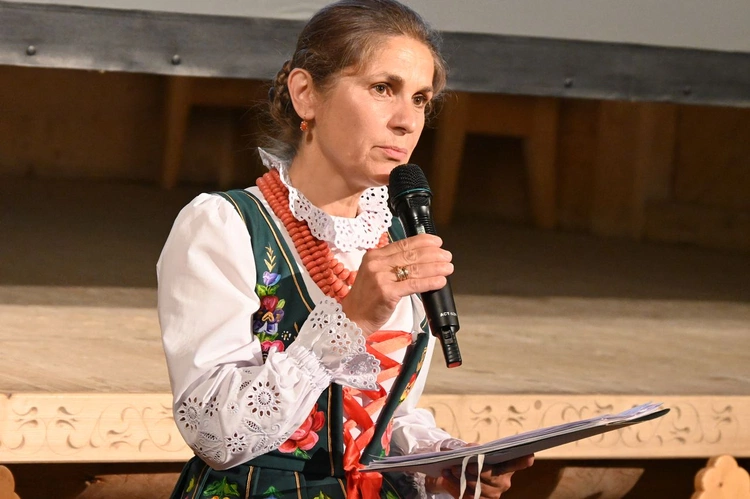 Między niebem a ziemią 