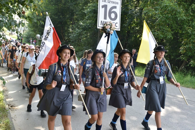 Grupa 16