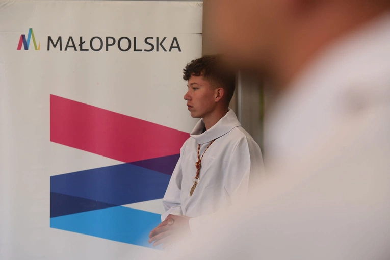 43. PPT - Msza św. w Zabawie