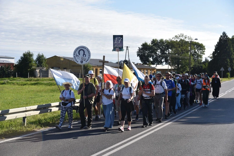 Grupa 17 - dzień 2