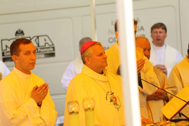 Msza św. w Proszowicach