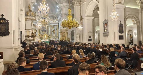 Biegacze pełni wiary