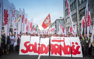 Ten wulkan znów się tli. Wspominając Sierpień 1980