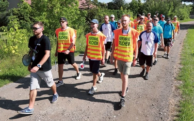 W organizacji wydarzenia pomogły osoby dbające o bezpieczeństwo uczestników. 